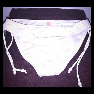 Bikini bottoms white mix and match